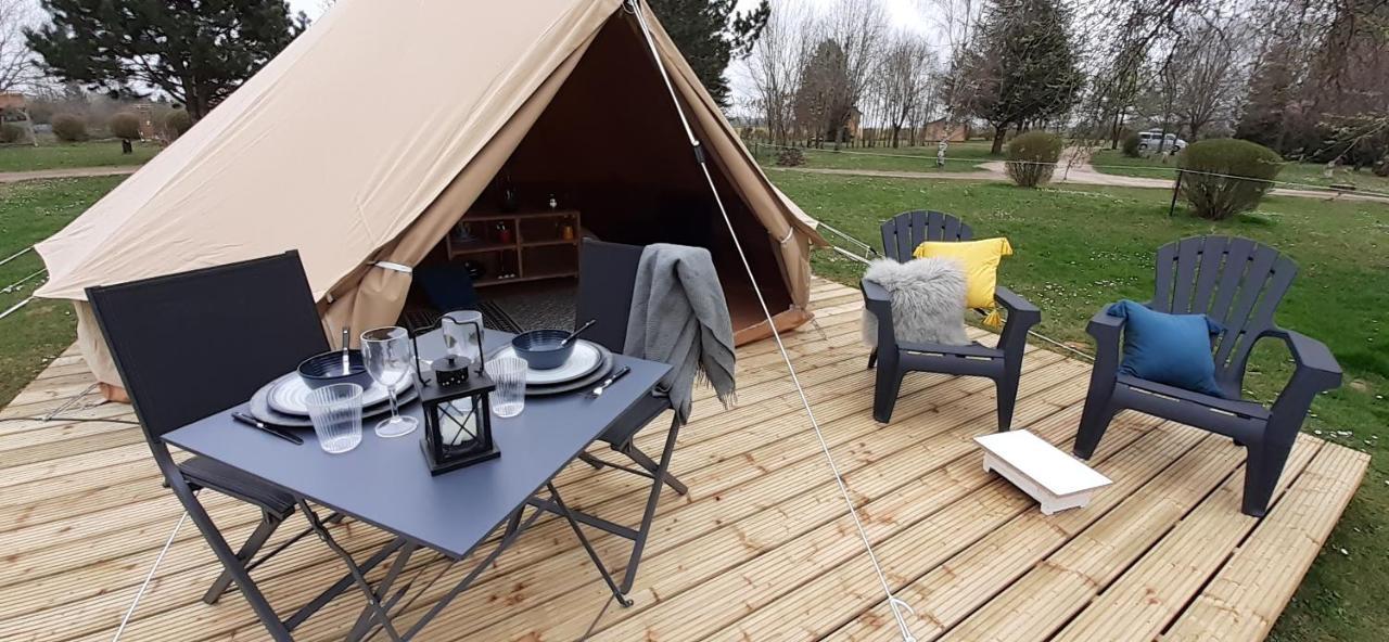 Tente Bell Au Camping Hautoreille 巴涅斯 外观 照片
